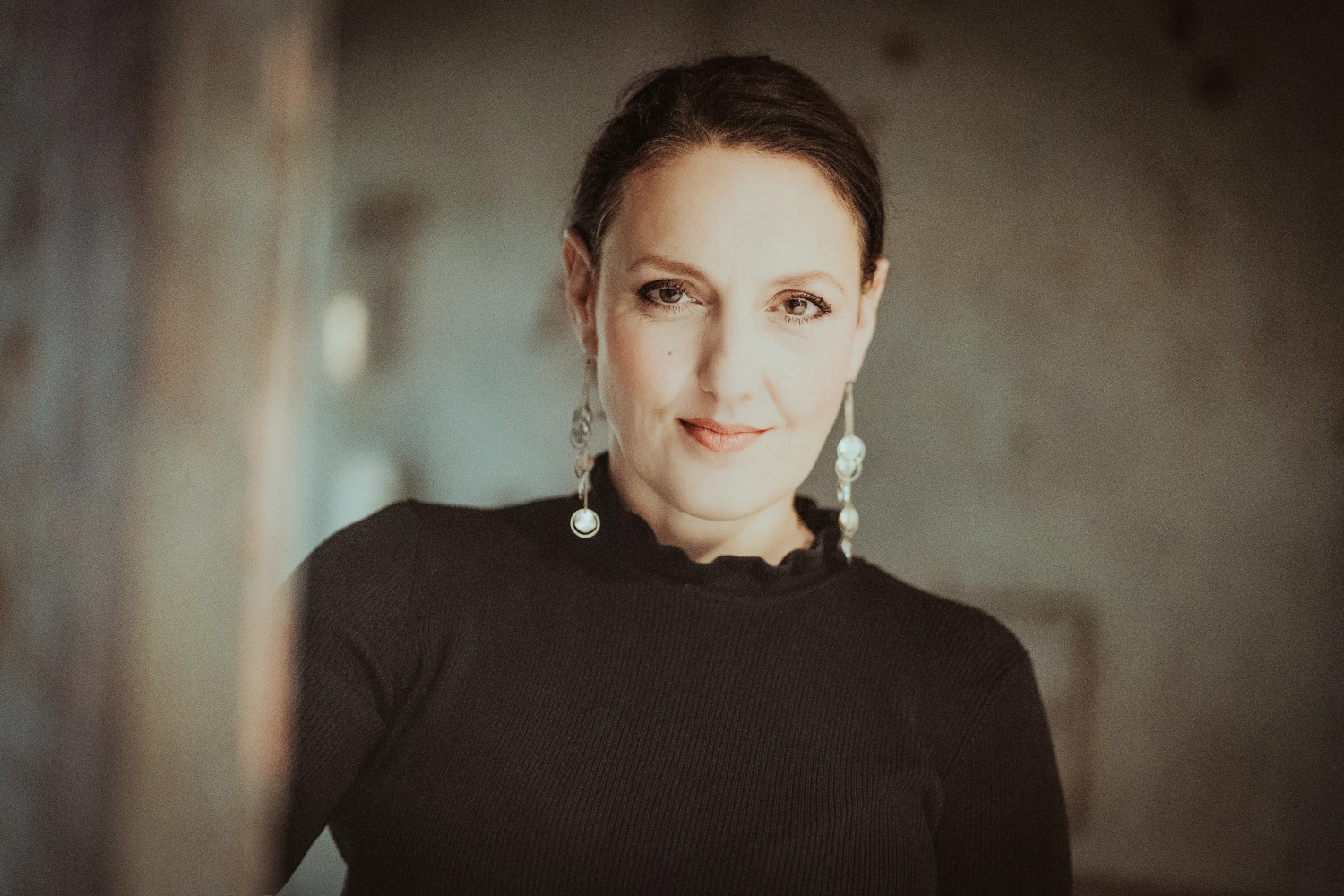 Sophia Brommer posiert für ein Foto